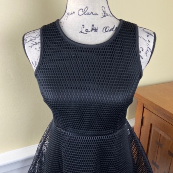 Romeo & Juliet Couture Solid Mesh Hollowed Sleeveless Dress - Picture 3 of 8